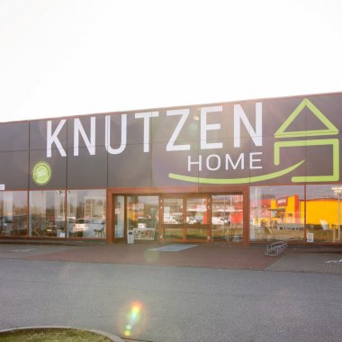 Knutzen Storefront